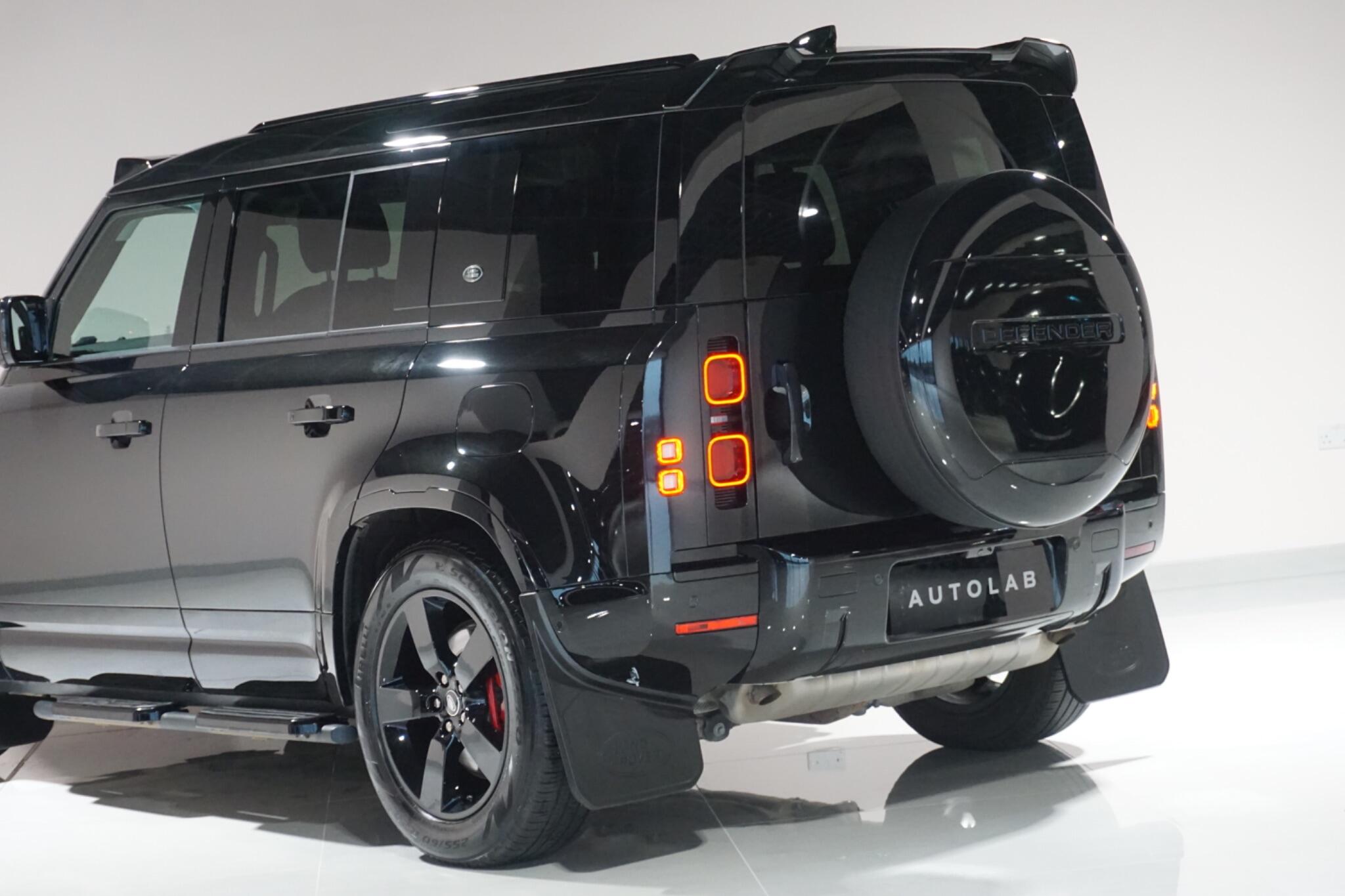 Land Rover Defender 110 2.0 P400e 15.4kWh XS Edition SUV 5dr Petrol Plug-in Hybrid Auto 4WD Euro 6 (s/s) (404 ps)